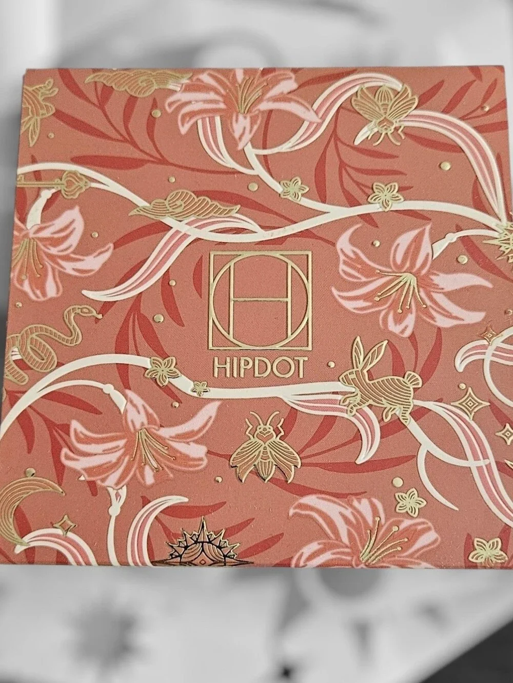 HIPDOT Witchy Eyeshadow Palette — Warm Shades